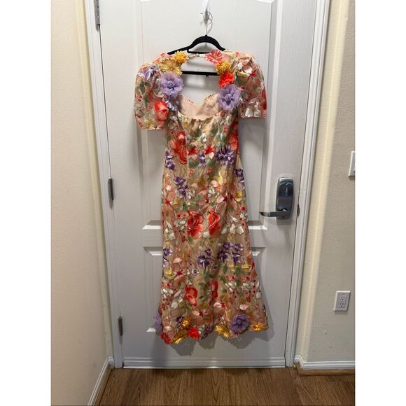 Elliatt Sophie Embroidered Maxi Dress in  Floral wedding Guest Party size S NWT - Picture 5 of 7